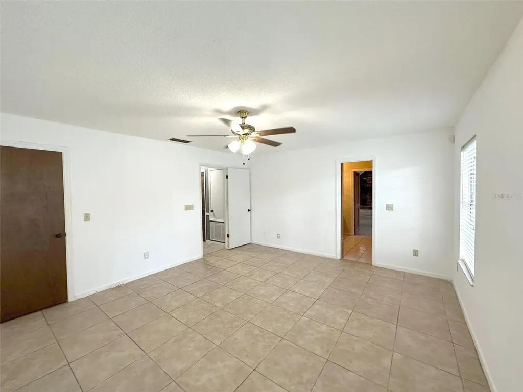 5061 Barnegat Point Road Orlando FL 32808
