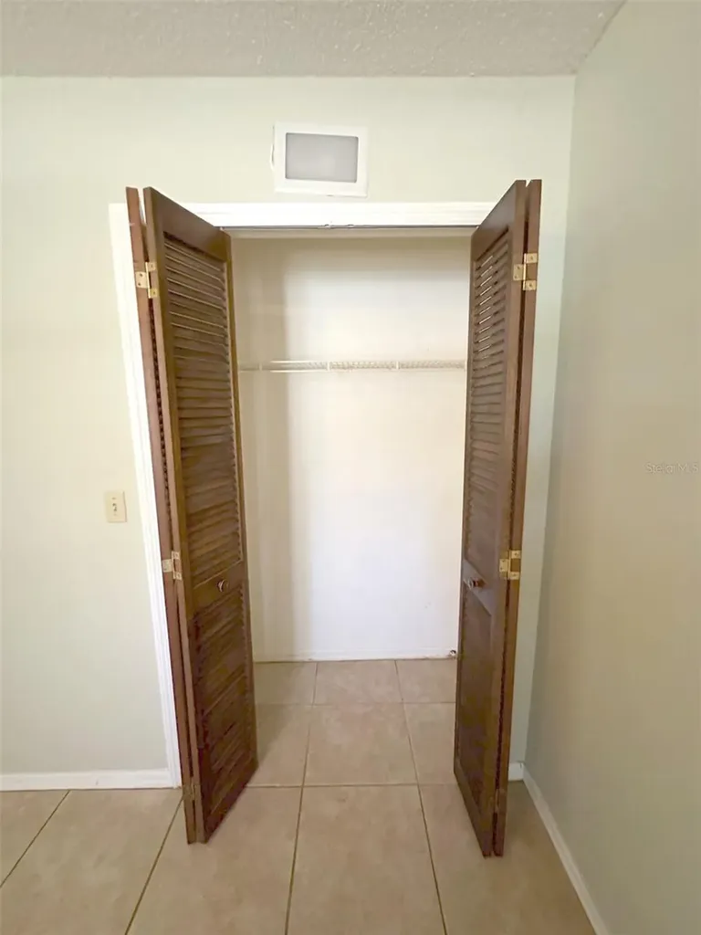 5061 Barnegat Point Road Orlando FL 32808