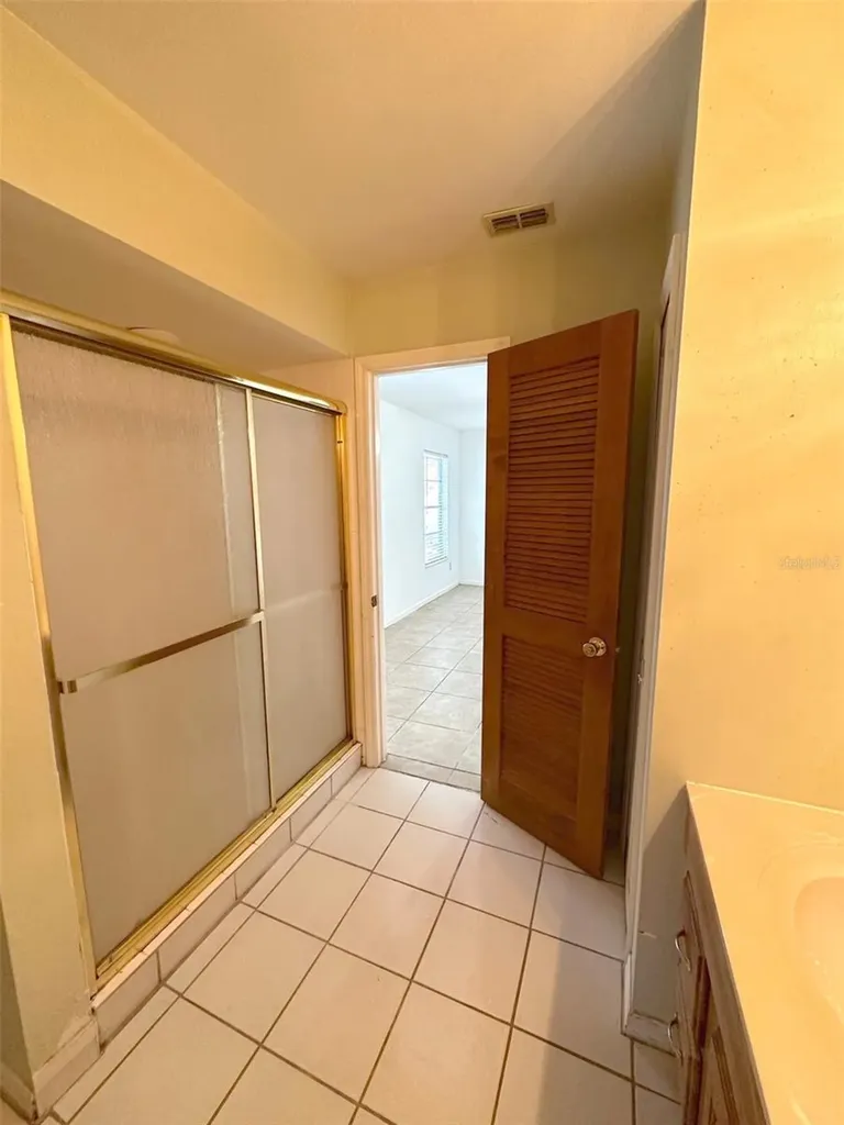 5061 Barnegat Point Road Orlando FL 32808