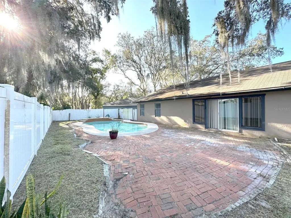 5061 Barnegat Point Road Orlando FL 32808