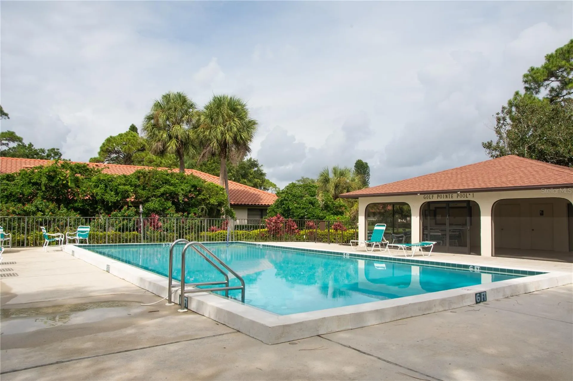 5635 Golf Pointe Drive Sarasota FL 34243