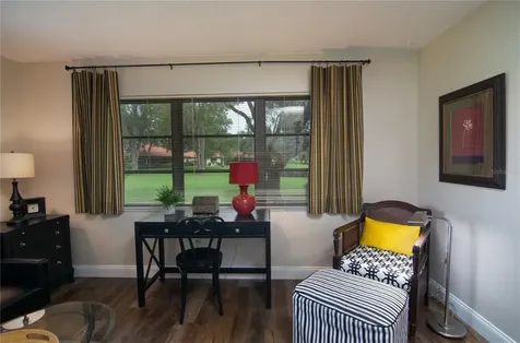 5635 Golf Pointe Drive Sarasota FL 34243
