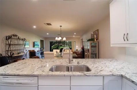 5635 Golf Pointe Drive Sarasota FL 34243