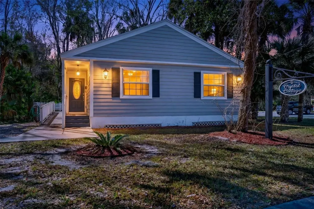 110 NE Crystal Street Crystal River FL 34428