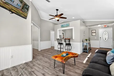 110 NE Crystal Street Crystal River FL 34428