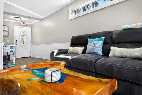 110 NE Crystal Street Crystal River FL 34428