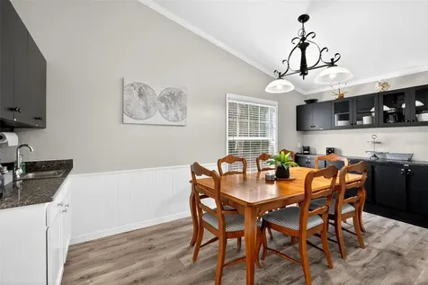 110 NE Crystal Street Crystal River FL 34428