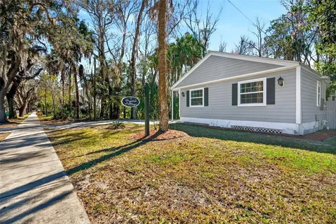 110 NE Crystal Street Crystal River FL 34428