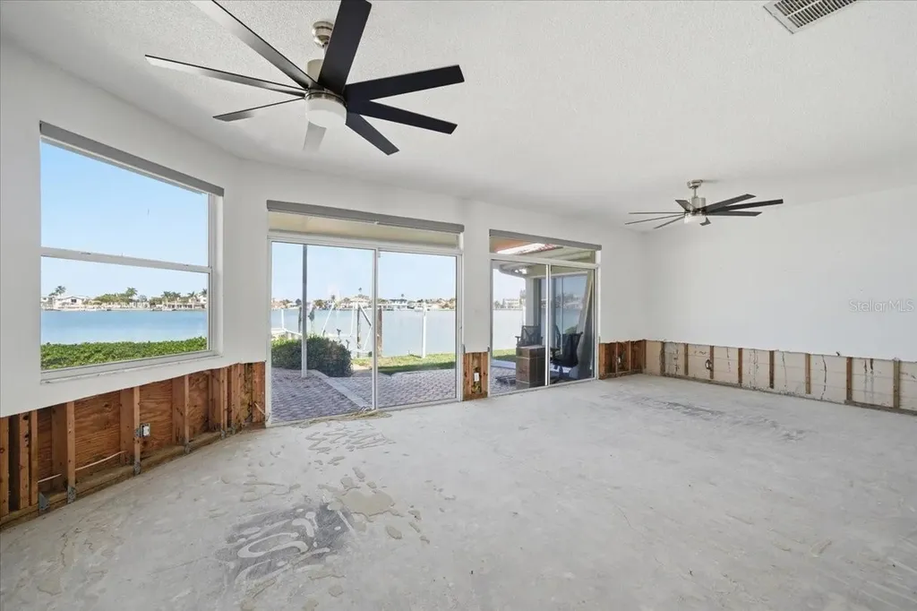 411 55th Avenue St Pete Beach FL 33706