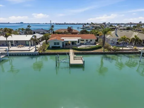 411 55th Avenue St Pete Beach FL 33706
