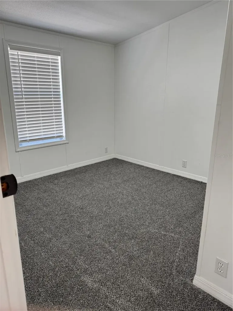 5525 W Evans Street Coleman FL 33521
