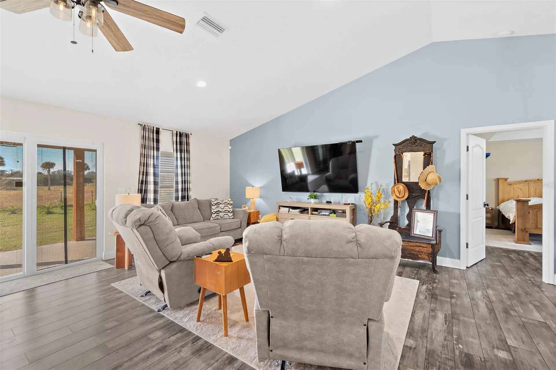 3440 Hammock Road Mims FL 32754