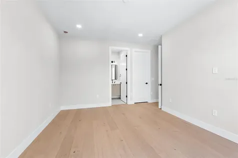 1326 W New Hampshire Street Orlando FL 32804