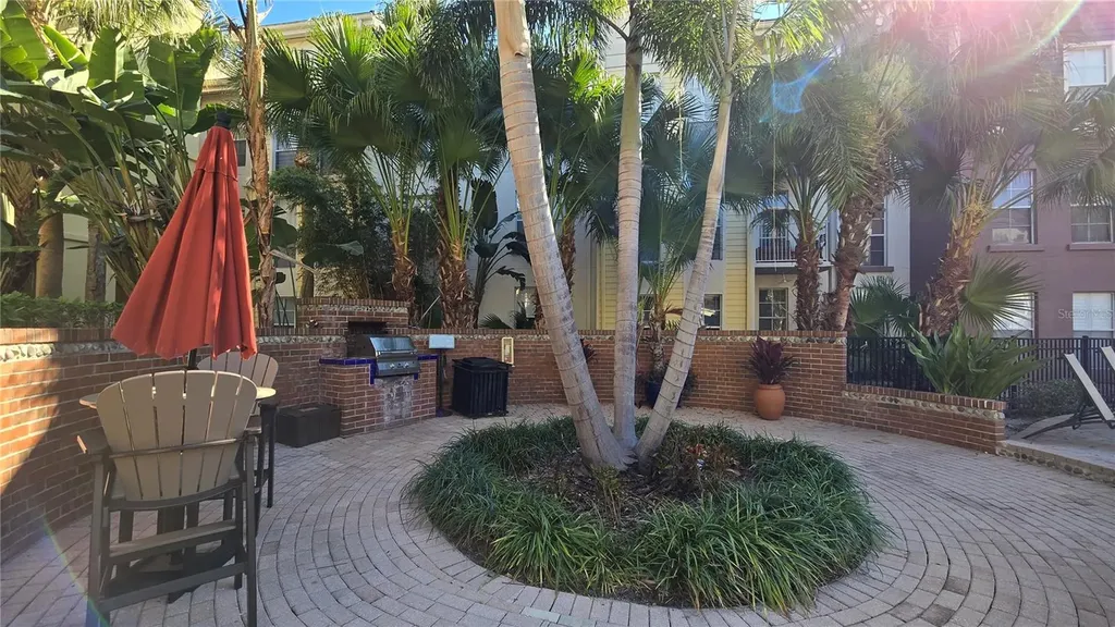 520 S Armenia Avenue Tampa FL 33609
