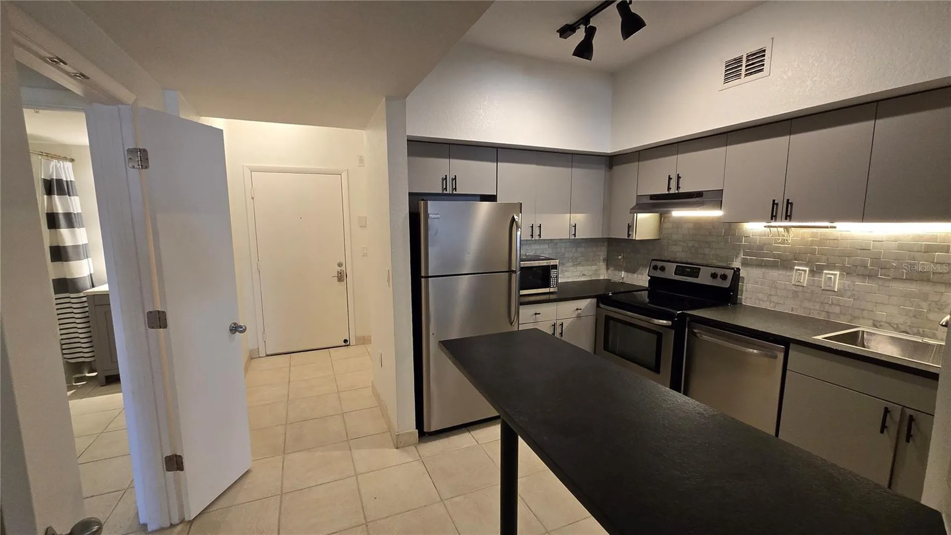 520 S Armenia Avenue Tampa FL 33609