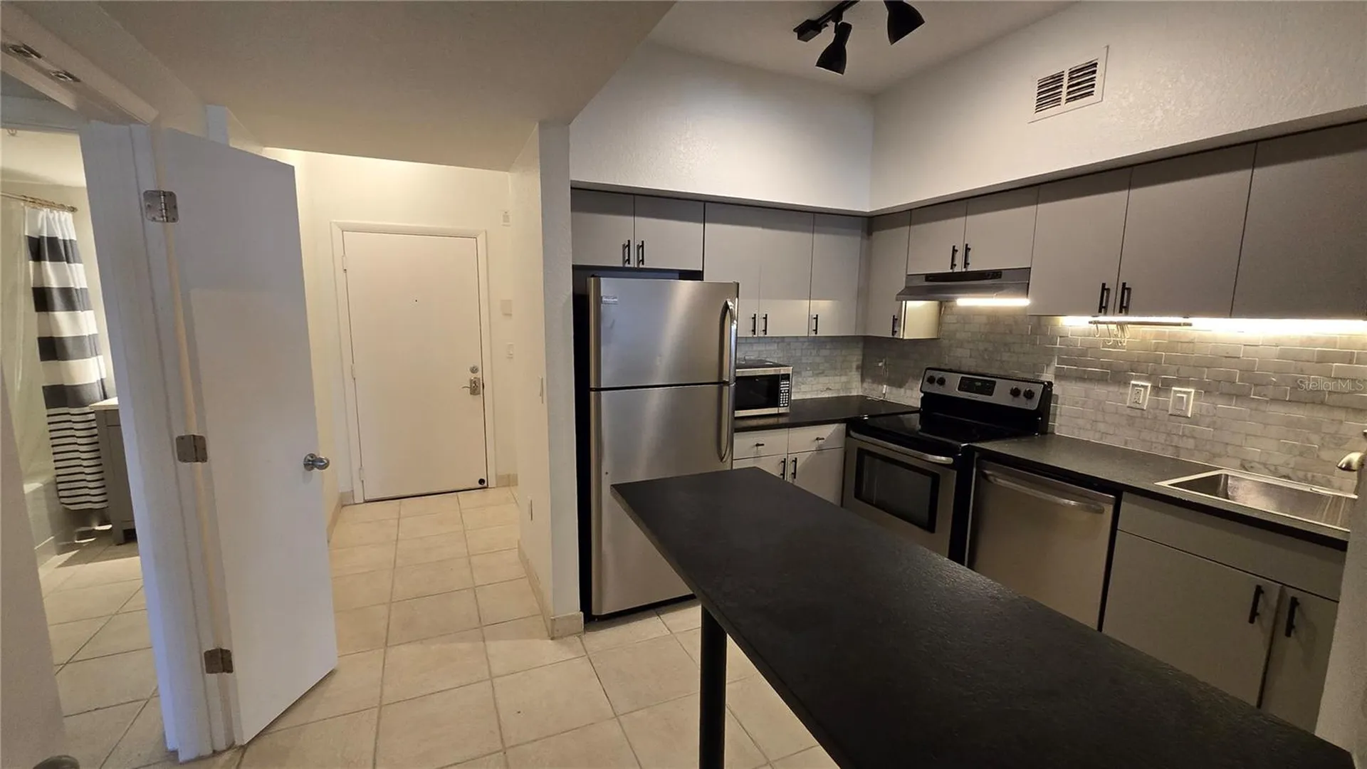 520 S Armenia Avenue Tampa FL 33609