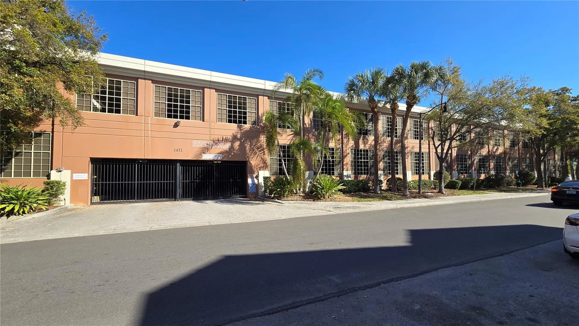 520 S Armenia Avenue Tampa FL 33609