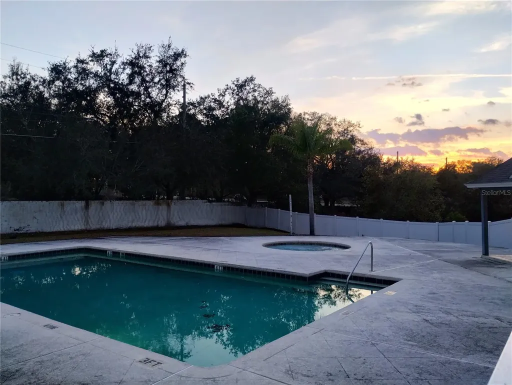 1716 Chatham Circle Apopka FL 32703