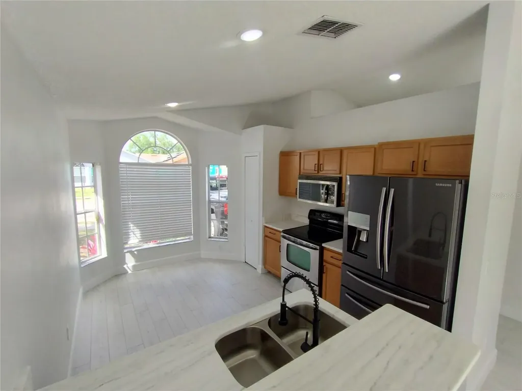 1716 Chatham Circle Apopka FL 32703