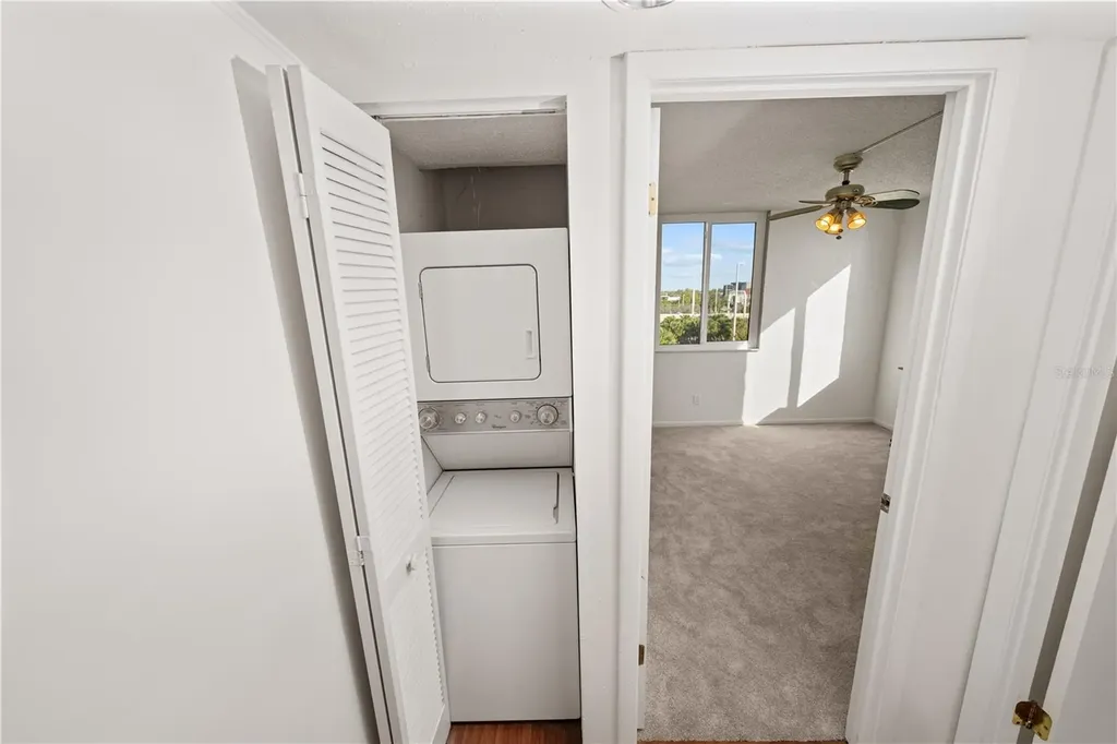201 W Laurel Street Tampa FL 33602
