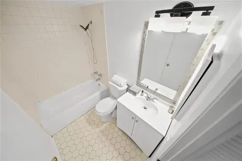201 W Laurel Street Tampa FL 33602