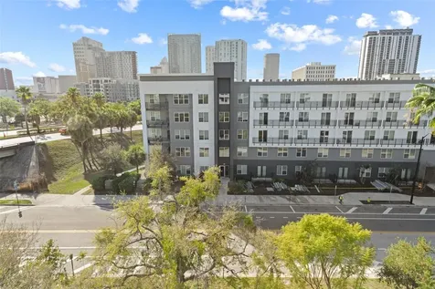 201 W Laurel Street Tampa FL 33602