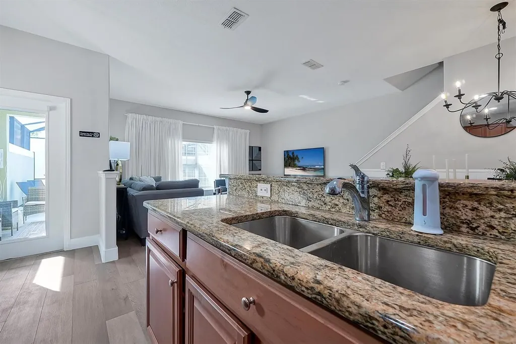 8966 California Palm Road Kissimmee FL 34747