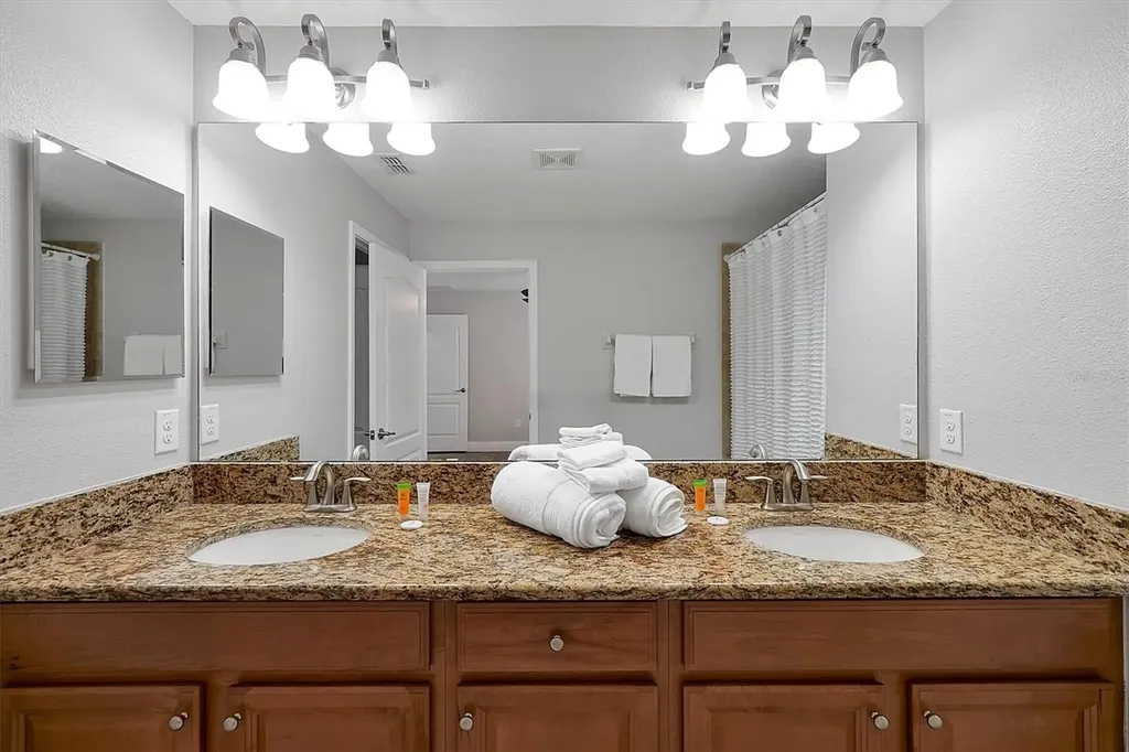 8966 California Palm Road Kissimmee FL 34747