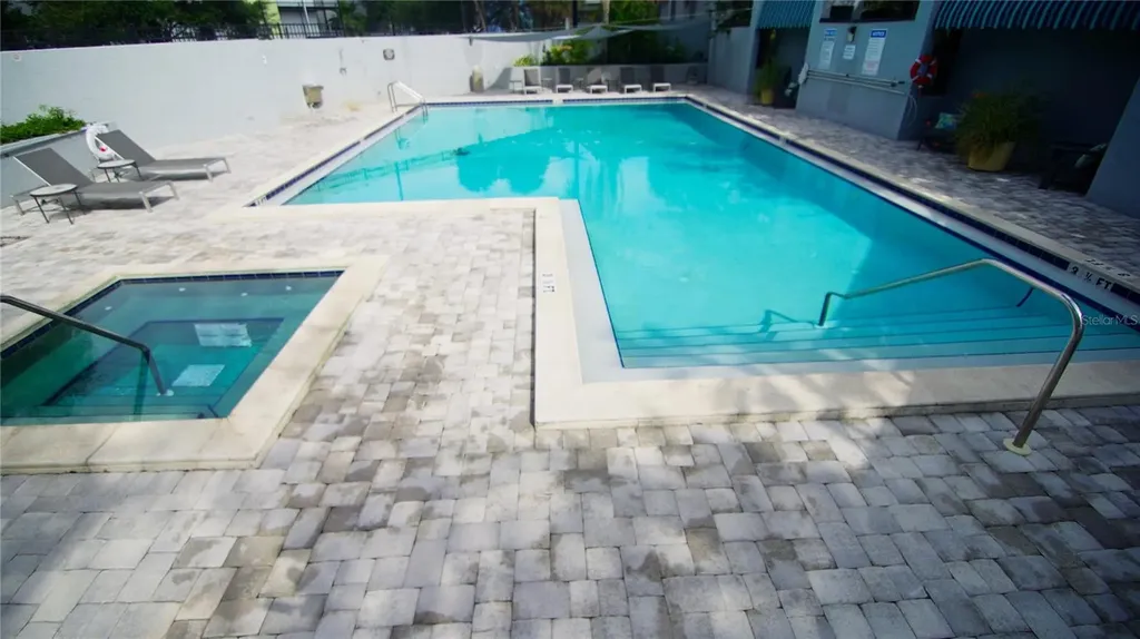 201 W Laurel Street Tampa FL 33602