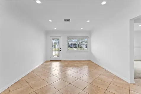 761 42nd Avenue N St Petersburg FL 33703