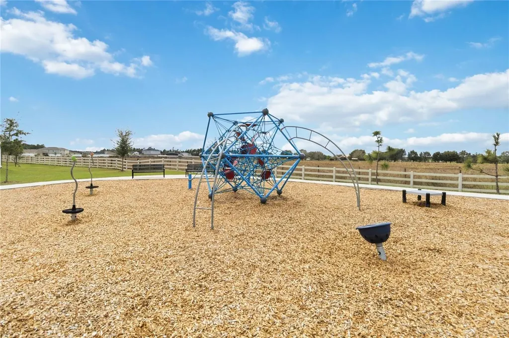 2763 Swooping Sparrow Drive St Cloud FL 34773
