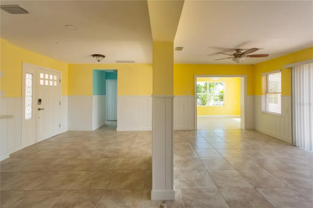 5541 Bayou Grande Boulevard NE St Petersburg FL 33703