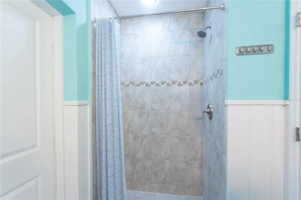5541 Bayou Grande Boulevard NE St Petersburg FL 33703