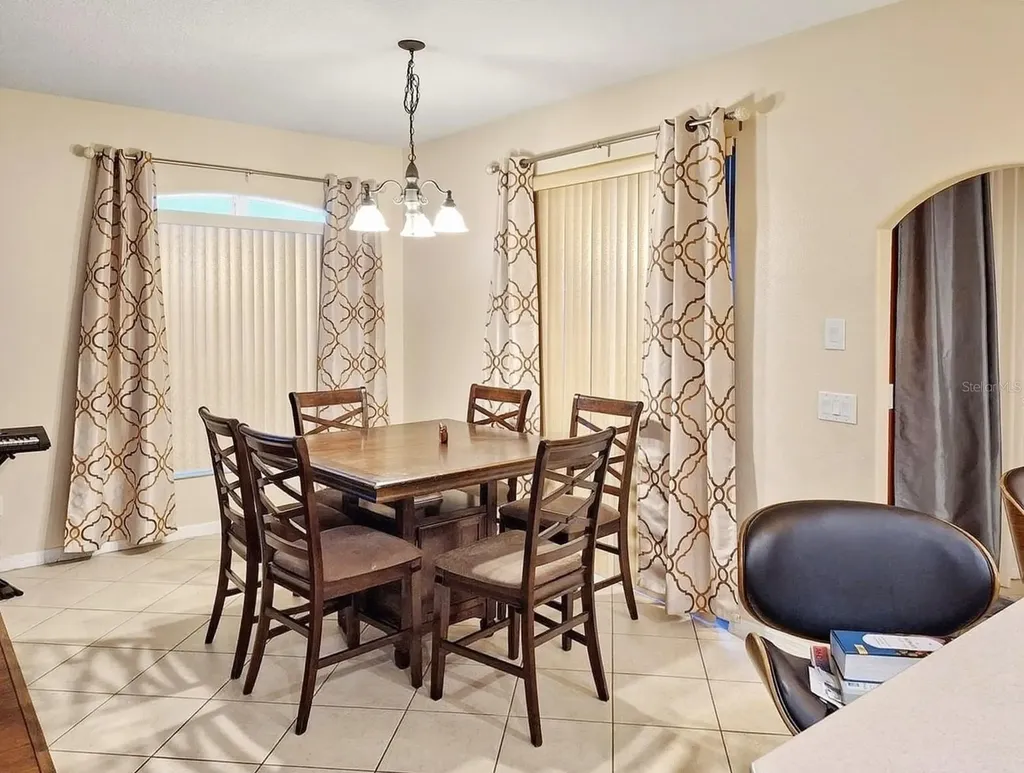 2056 Clapper Trail Apopka FL 32703