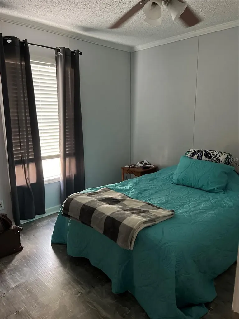 35201 Forest Lake Road Leesburg FL 34788