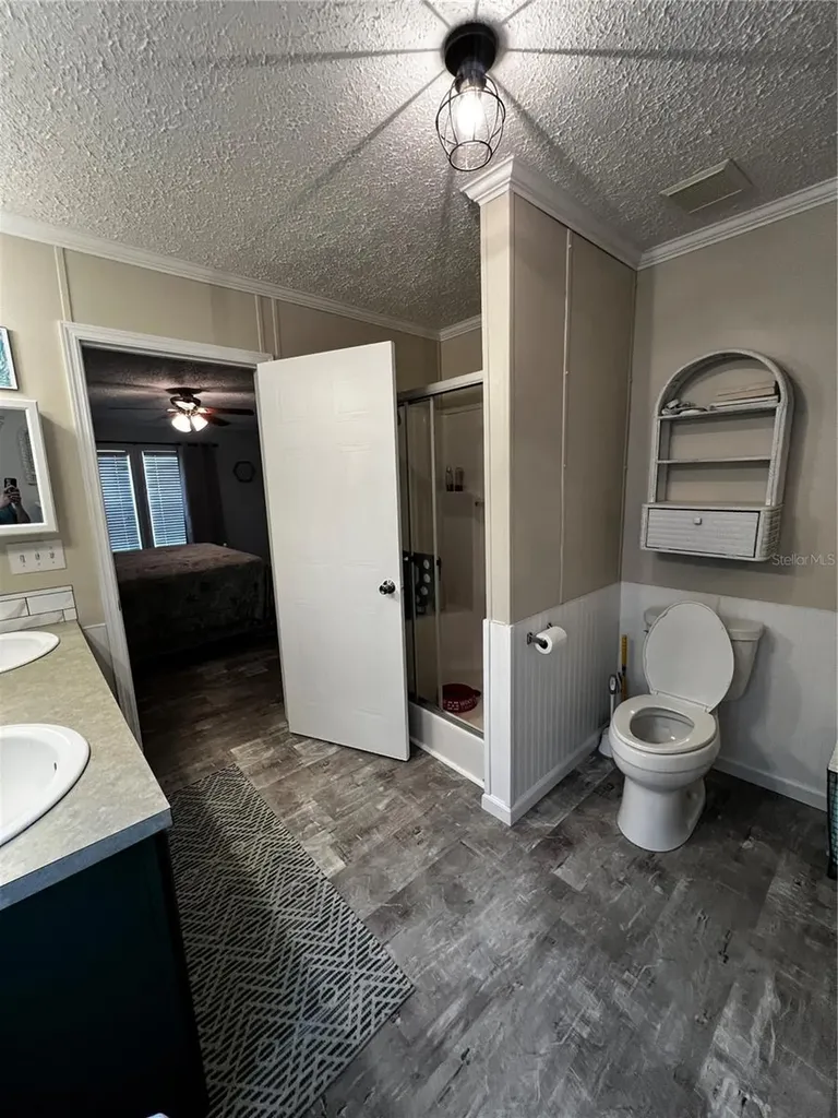 35201 Forest Lake Road Leesburg FL 34788