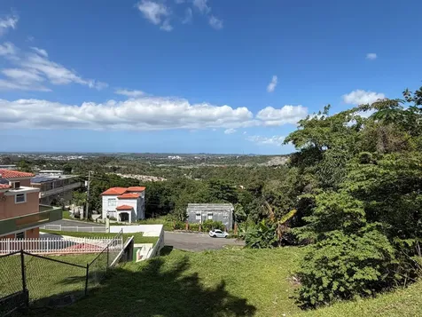 3 Calle Caguax Carolina PR 00987