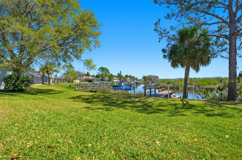 1857 Riveredge Drive Tarpon Springs FL 34689
