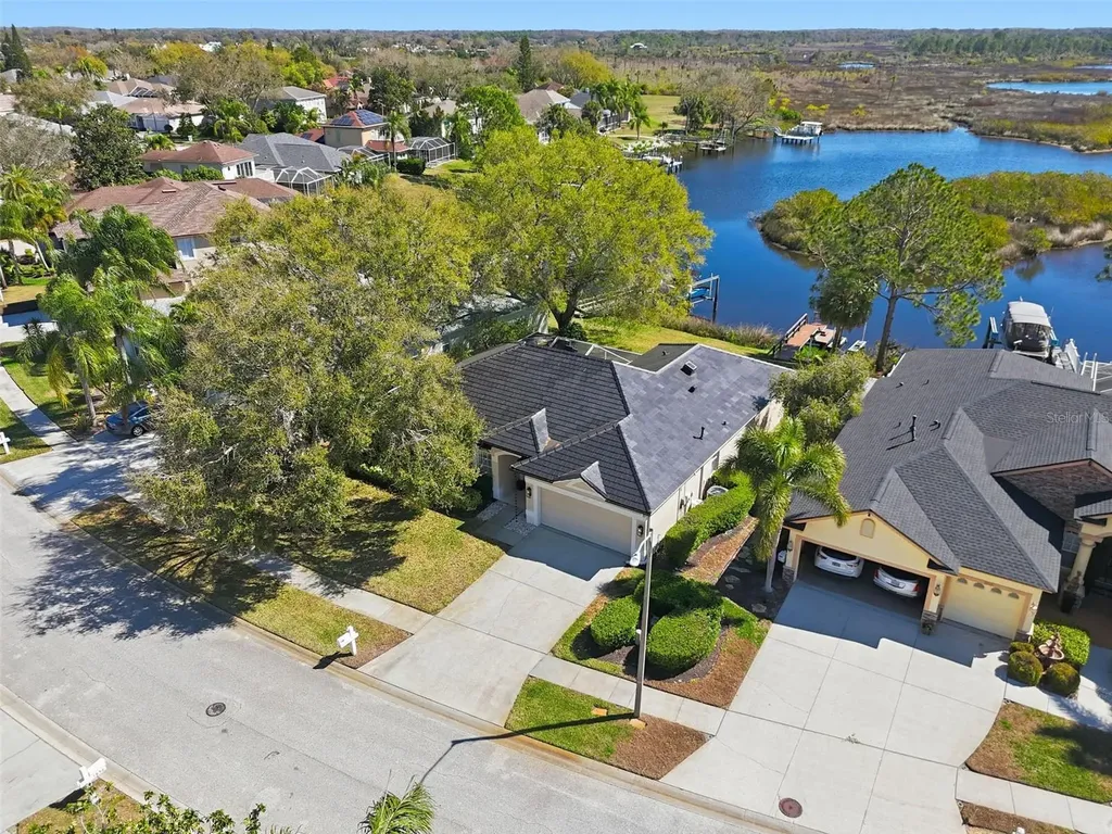 1857 Riveredge Drive Tarpon Springs FL 34689