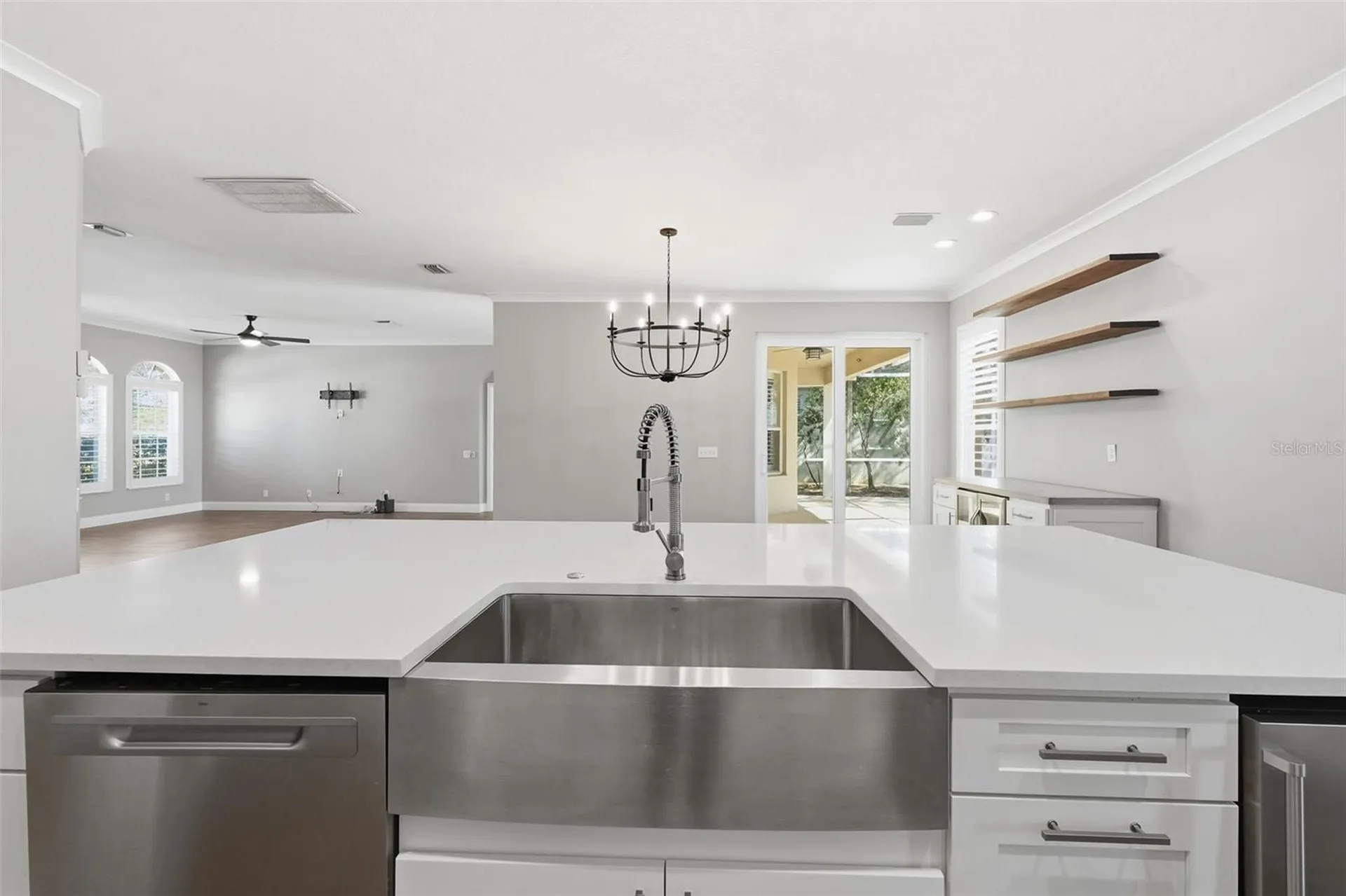 1857 Riveredge Drive Tarpon Springs FL 34689