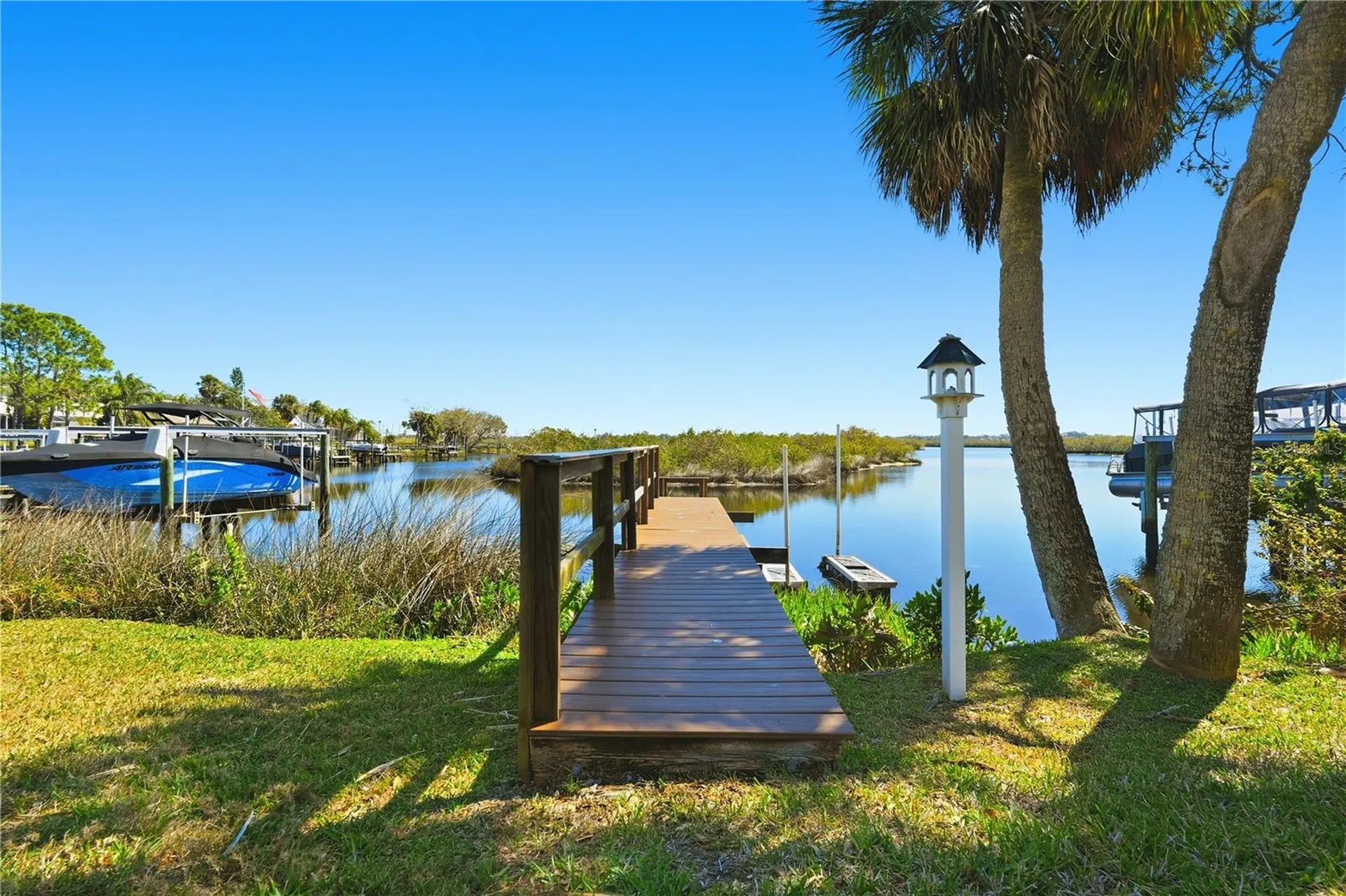 1857 Riveredge Drive Tarpon Springs FL 34689