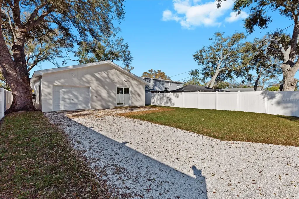 5418 6th Avenue N St Petersburg FL 33710