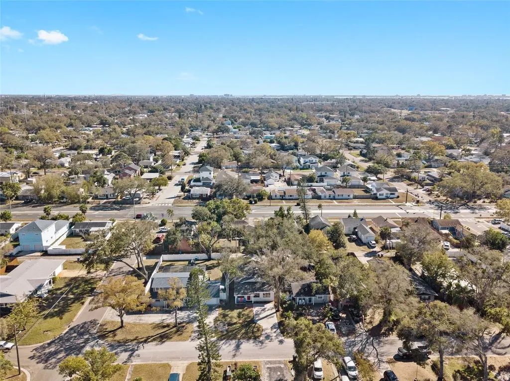 5418 6th Avenue N St Petersburg FL 33710