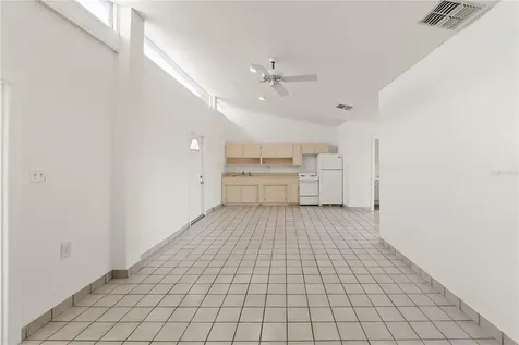 6206 N Lois Avenue Tampa FL 33614