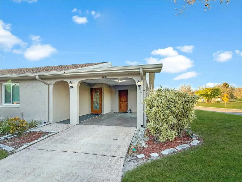 1232 Haddington Circle Sun City Center FL 33573