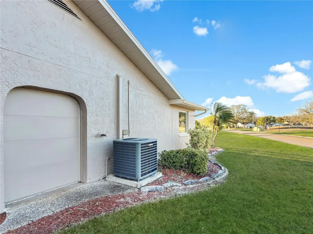 1232 Haddington Circle Sun City Center FL 33573