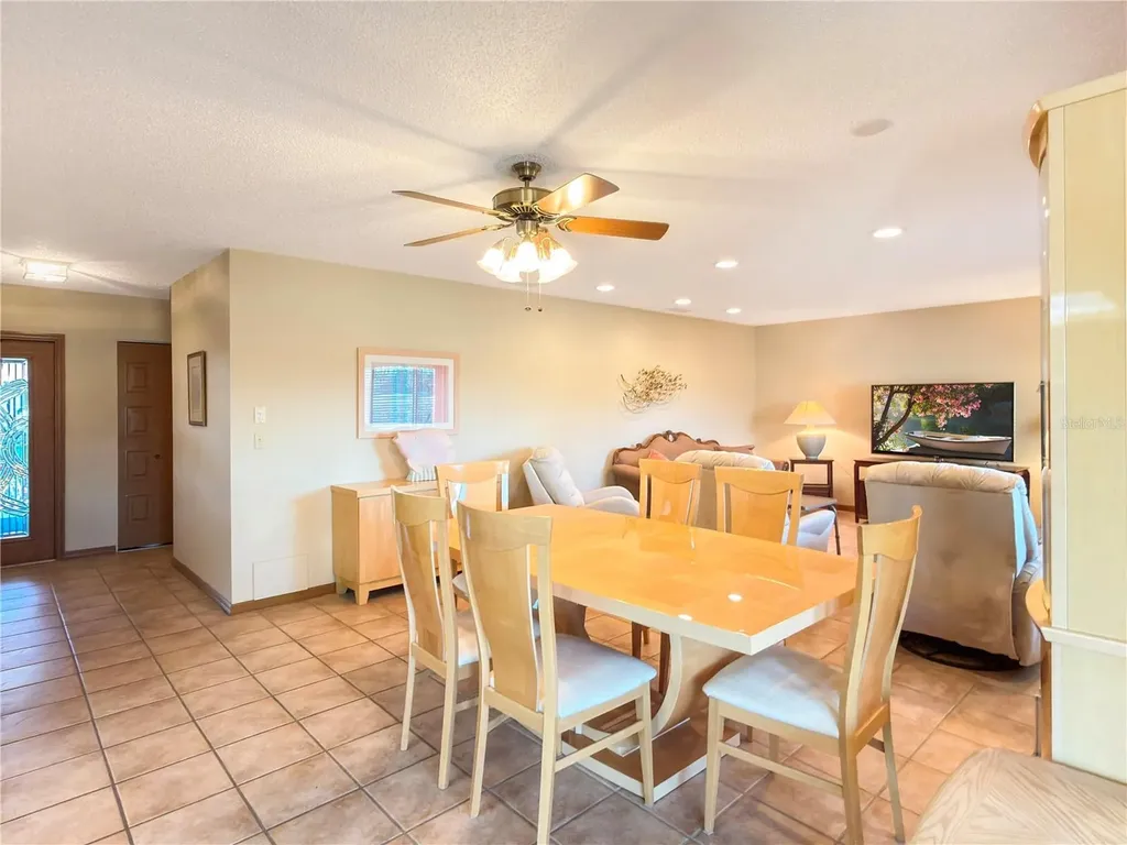 1232 Haddington Circle Sun City Center FL 33573