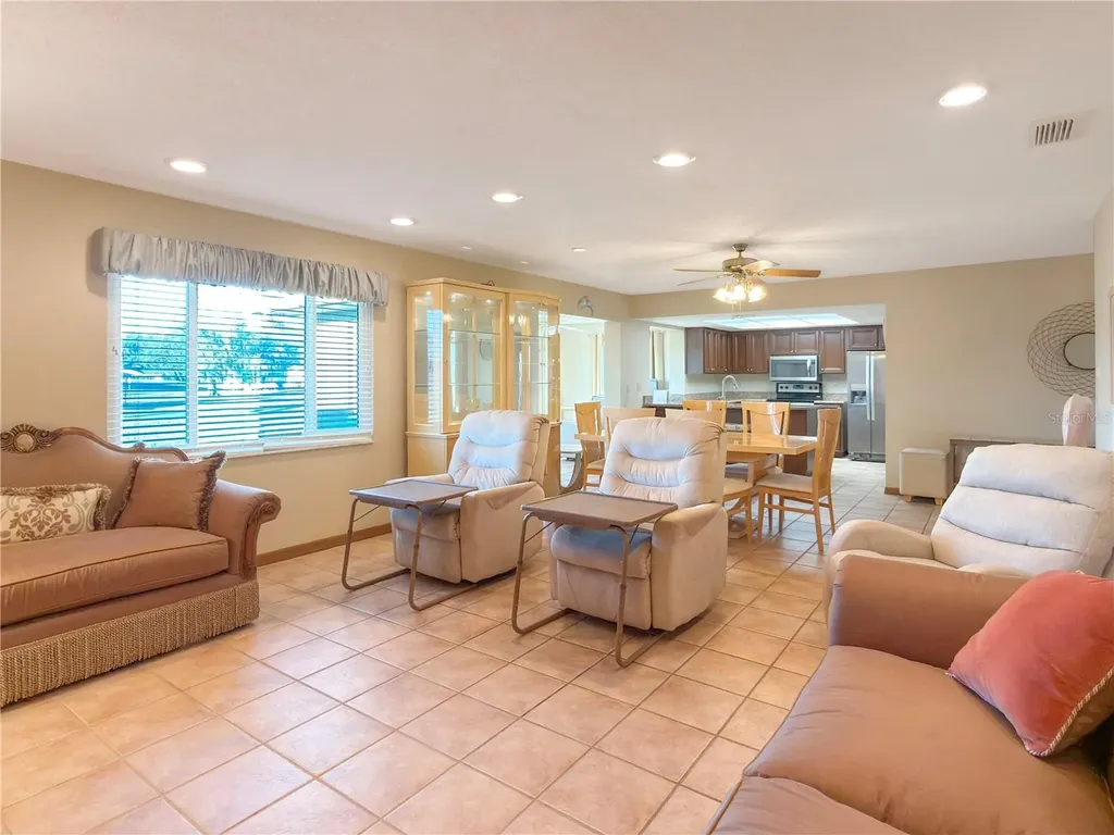 1232 Haddington Circle Sun City Center FL 33573