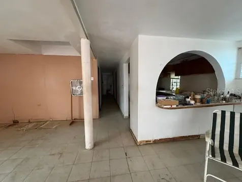 Calle 8 Bo. Piedra Aguza Juana Diaz PR 00795