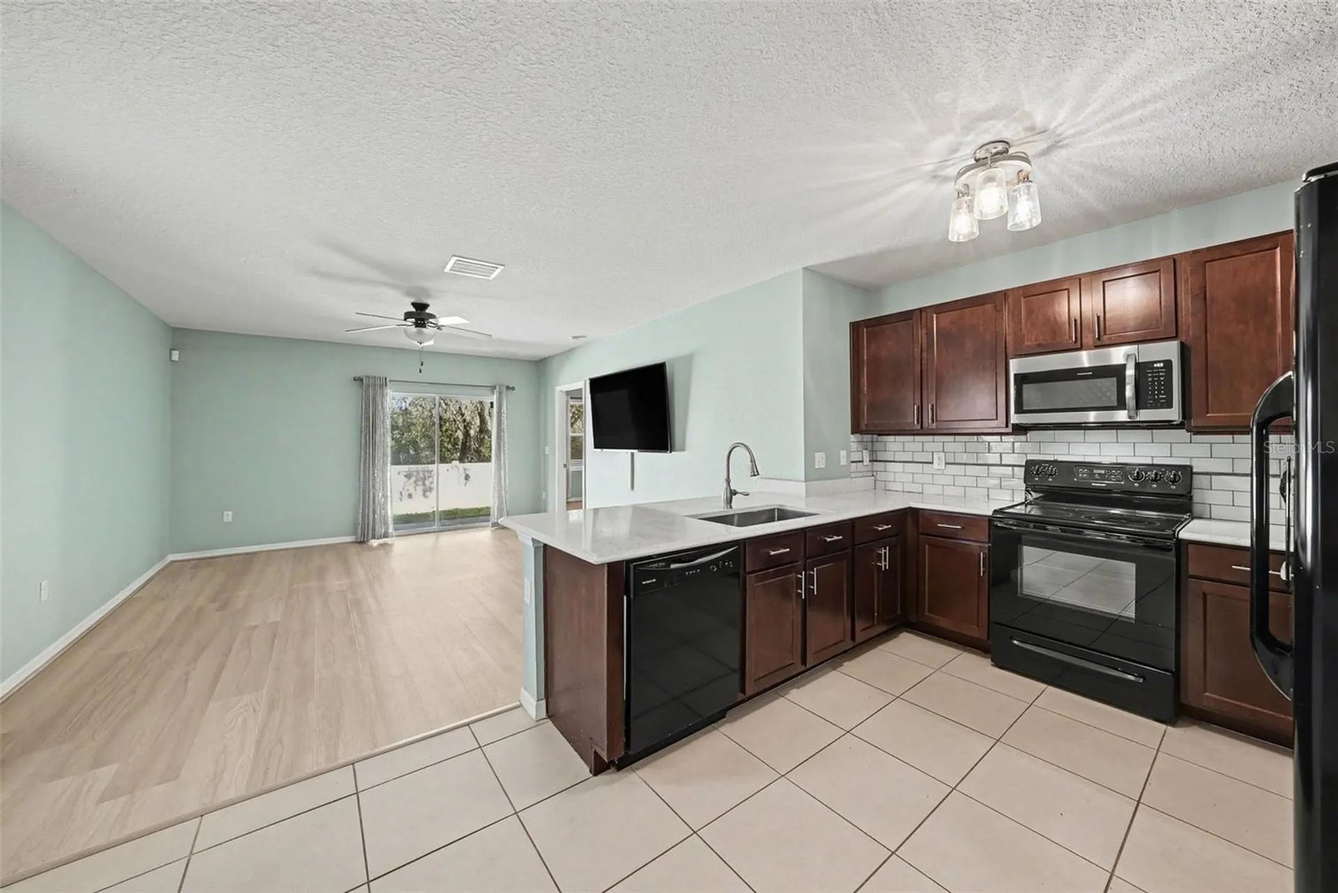 813 Wiltonway Drive Plant City FL 33563